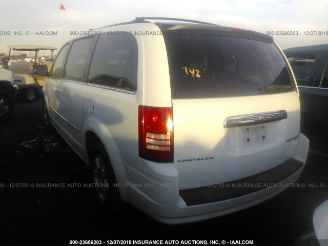 2A4RR5D12AR233621 - 2010 CHRYSLER TOWN & COUNTRY TOURING WHITE photo 3