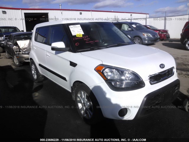 KNDJT2A67D7561836 - 2013 KIA SOUL +/!/SPORT WHITE photo 6