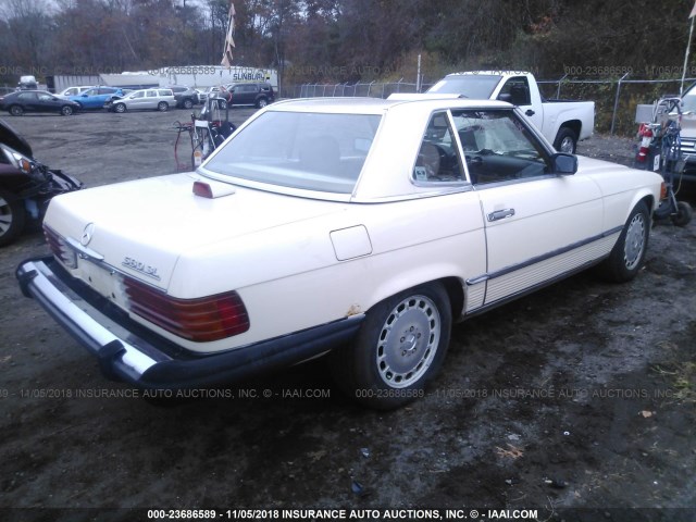 WDBBA48D8GA054606 - 1986 MERCEDES-BENZ 560 SL CREAM photo 4