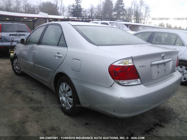 4T1BE30K76U658702 - 2006 TOYOTA CAMRY LE/XLE/SE SILVER photo 3