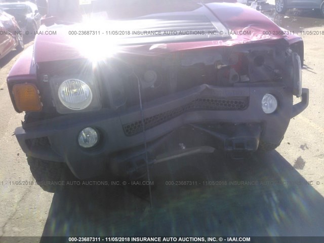 5GTDN136668100860 - 2006 HUMMER H3 RED photo 6