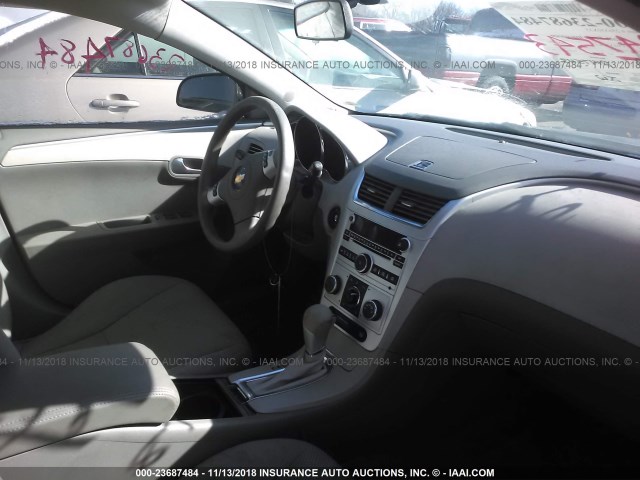 1G1ZC5EU9BF119147 - 2011 CHEVROLET MALIBU 1LT 黑色 照片 5