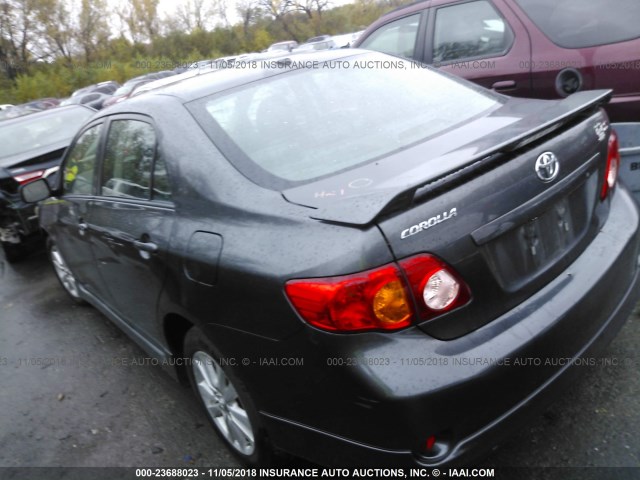 1NXBU4EE3AZ364881 - 2010 TOYOTA COROLLA S/LE/XLE GRAY photo 3