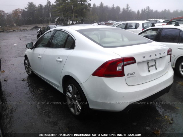 YV1902FH3C2132480 - 2012 VOLVO S60 T6 WHITE photo 3