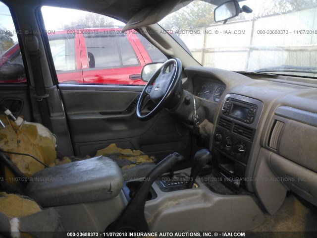 1J4GW48S14C272145 - 2004 JEEP GRAND CHEROKEE LAREDO/COLUMBIA/FREEDOM 银色 照片 5