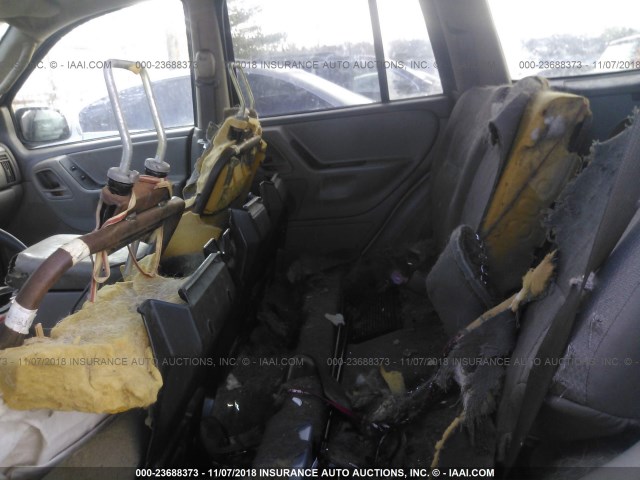 1J4GW48S14C272145 - 2004 JEEP GRAND CHEROKEE LAREDO/COLUMBIA/FREEDOM 银色 照片 8