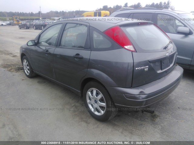 3FAFP37N15R114823 - 2005 FORD FOCUS ZX5 GRAY photo 3