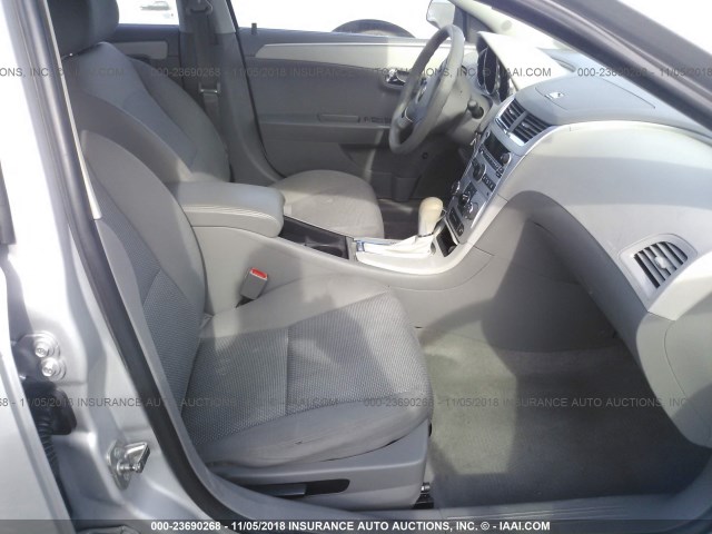 1G1ZB5E00CF154791 - 2012 CHEVROLET MALIBU LS SILVER photo 5