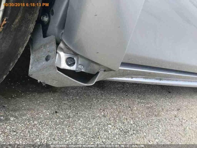 1N4AA6AP7JC360906 - 2018 NISSAN MAXIMA 3.5S/SV/SL/SR/PLAT GRAY photo 11