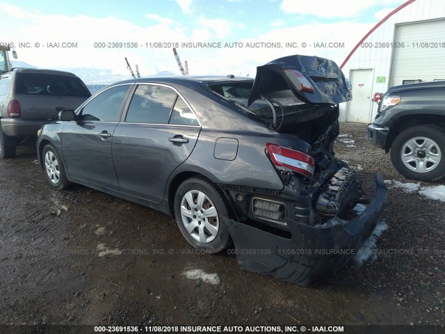 4T1BF3EKXBU180355 - 2011 TOYOTA CAMRY SE/LE/XLE GRAY photo 3