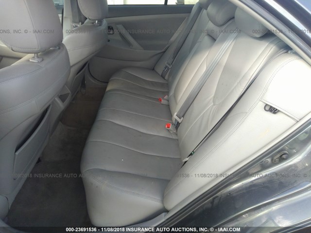 4T1BF3EKXBU180355 - 2011 TOYOTA CAMRY SE/LE/XLE GRAY photo 8