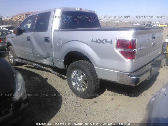 1FTFW1EF8BFC13838 - 2011 FORD F150 SUPERCREW SILVER photo 3