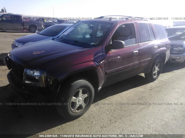 1GNDT13SX62251799 - 2006 CHEVROLET TRAILBLAZER LS/LT MAROON photo 2