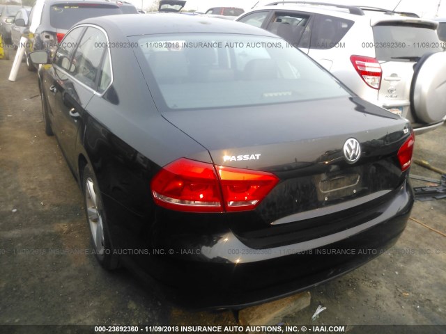 1VWBT7A33FC031328 - 2015 VOLKSWAGEN PASSAT SE BLACK photo 3