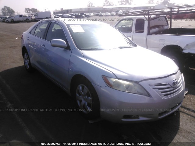 4T1BE46K07U610151 - 2007 TOYOTA CAMRY NEW GENERAT CE/LE/XLE/SE SILVER photo 1
