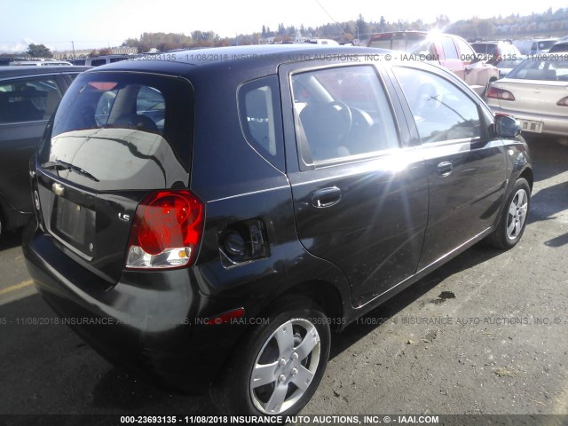 KL1TD66607B732943 - 2007 CHEVROLET AVEO LS BLACK photo 4