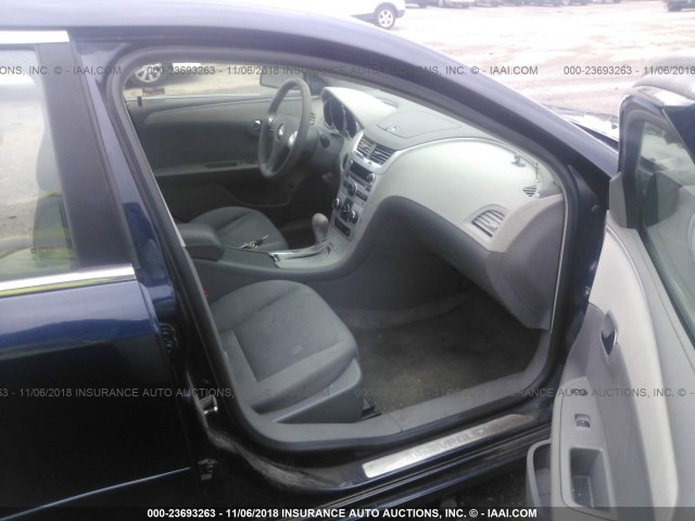 1G1ZG57BX9F185054 - 2009 CHEVROLET MALIBU LS Dark Blue photo 5