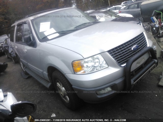1FMFU16L44LB40803 - 2004 FORD EXPEDITION XLT GRAY photo 1