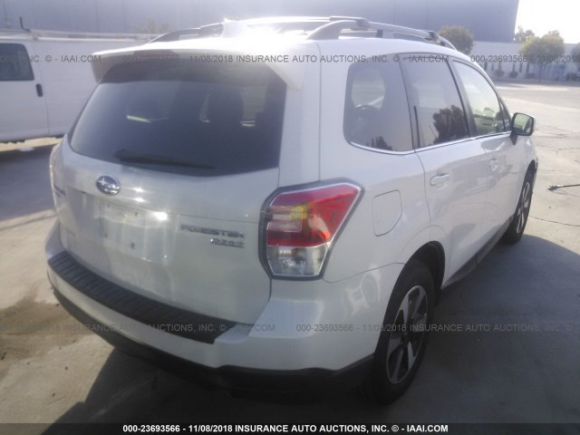 JF2SJAJC4HH457185 - 2017 SUBARU FORESTER 2.5I LIMITED WHITE photo 4