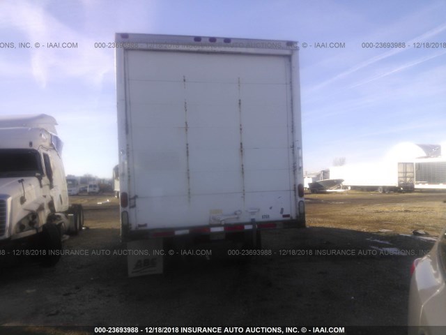 1GDJ7C1324F510343 - 2004 GMC C7500 C7C042 WHITE photo 8