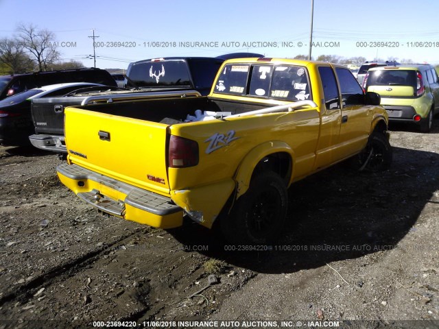 1GTCT19X138157827 - 2003 GMC SONOMA YELLOW photo 4