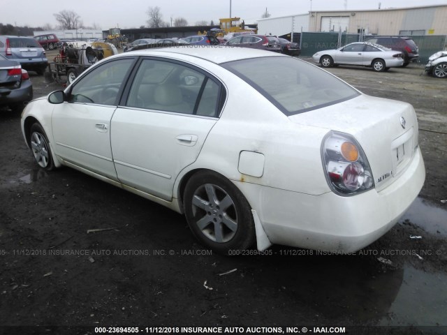 1N4AL11D73C249438 - 2003 NISSAN ALTIMA S/SL WHITE photo 3