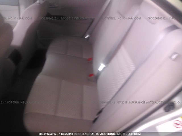 4T1BF1FK1HU793962 - 2017 TOYOTA CAMRY LE/XLE/SE/XSE SILVER photo 8