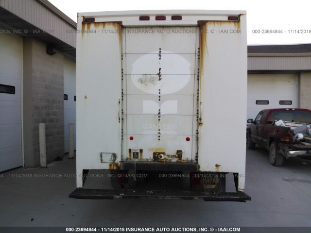 4KDC4B1RX1J800791 - 2001 GMC W4500 W45042 WHITE photo 8