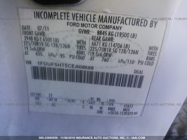 1FDUF5HT5CEA08688 - 2012 FORD F550 SUPER DUTY WHITE photo 9