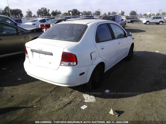 KL1TD52625B328054 - 2005 CHEVROLET AVEO LS WHITE photo 4