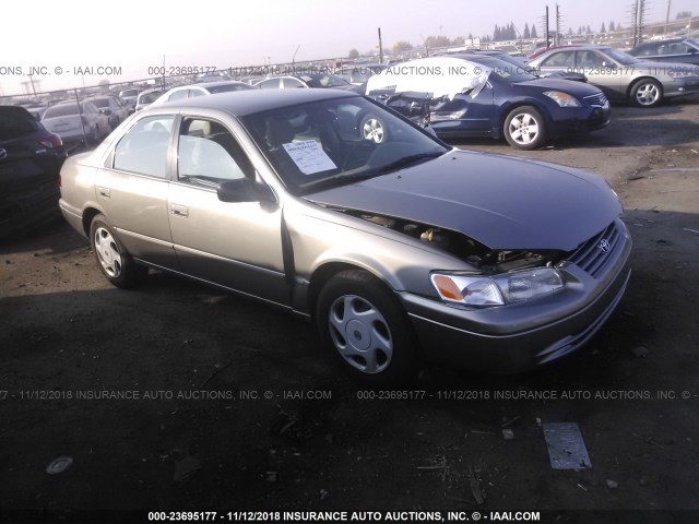 4T1BF22K0VU005812 - 1997 TOYOTA CAMRY CE/LE/XLE GRAY photo 1