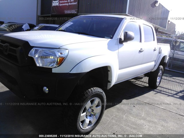3TMLU4EN1EM157750 - 2014 TOYOTA TACOMA DOUBLE CAB 白色 照片 2