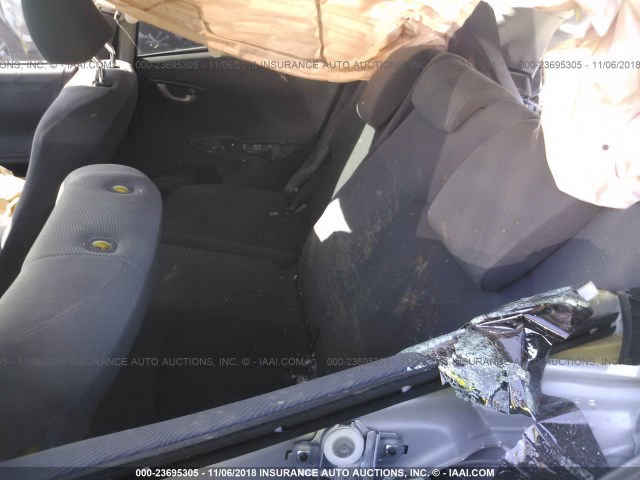 JHMGE8H37BS008115 - 2011 HONDA FIT SILVER photo 8