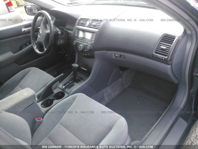 1HGCM56354A093082 - 2004 HONDA ACCORD LX GRAY photo 5