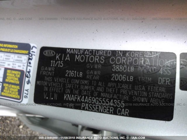 KNAFK4A69G5554355 - 2016 KIA FORTE LX SILVER photo 9