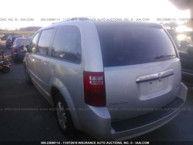 2D4RN5D18AR298140 - 2010 DODGE GRAND CARAVAN SXT SILVER photo 3