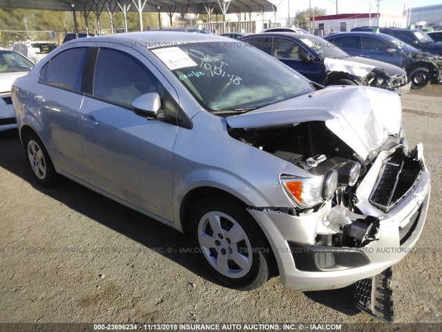 1G1JA5SH7D4236461 - 2013 CHEVROLET SONIC LS 银色 照片 1