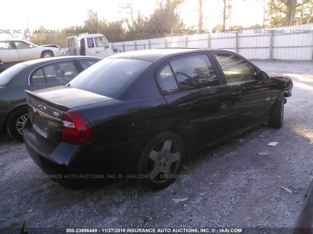 1G1ZW57137F123535 - 2007 CHEVROLET MALIBU SS BLACK photo 4