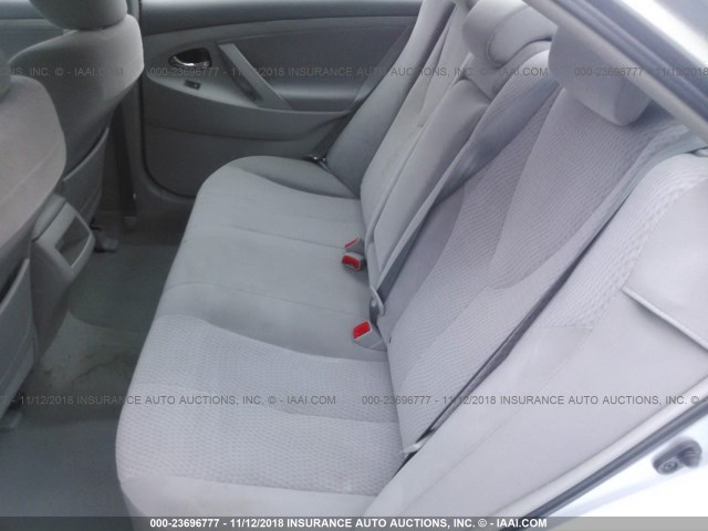 4T1BF3EK8BU730569 - 2011 TOYOTA CAMRY SE/LE/XLE 银色 照片 8