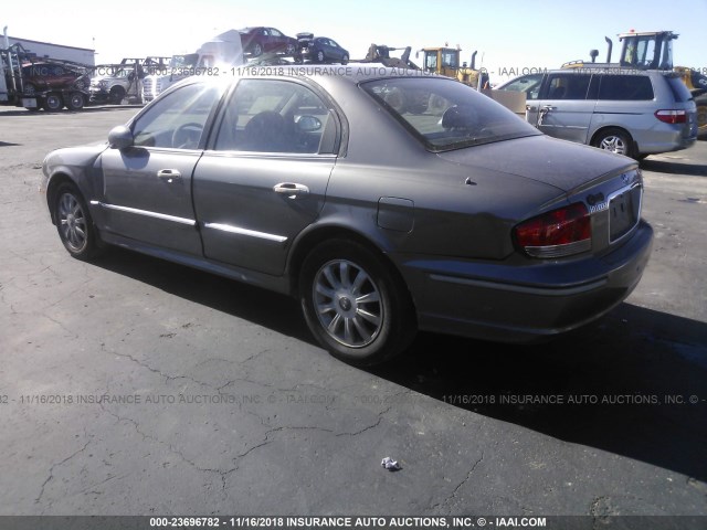 KMHWF35H73A871335 - 2003 HYUNDAI SONATA GLS/LX GRAY photo 3