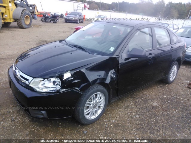 1FAHP35N58W239918 - 2008 FORD FOCUS SE/SEL/SES BLACK photo 2