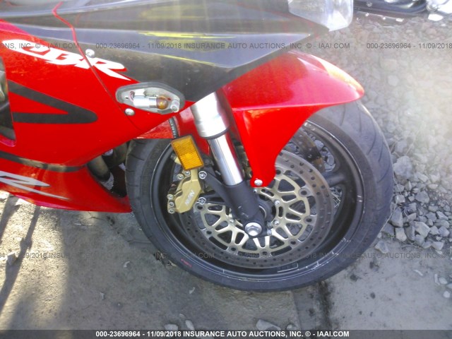 JH2SC50043M100944 - 2003 HONDA CBR900 RR RED photo 5