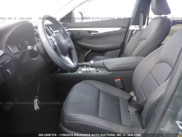 3PCAJ5M35KF106256 - 2019 INFINITI QX50 ESSENTIAL/PURE GRAY photo 5