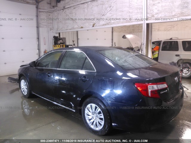 4T1BF1FK2CU086667 - 2012 TOYOTA CAMRY SE/LE/XLE 深蓝色 照片 3