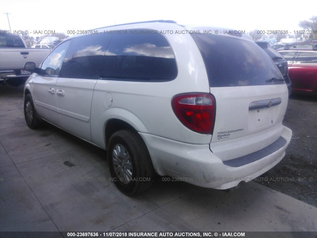 2A4GP44R57R246403 - 2007 CHRYSLER TOWN & COUNTRY LX WHITE photo 3