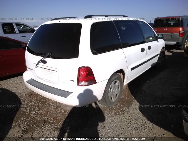 2FMZA516X5BA64052 - 2005 FORD FREESTAR SE WHITE photo 4