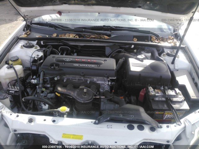 4T1BE32K25U561029 - 2005 TOYOTA CAMRY LE/XLE/SE WHITE photo 9