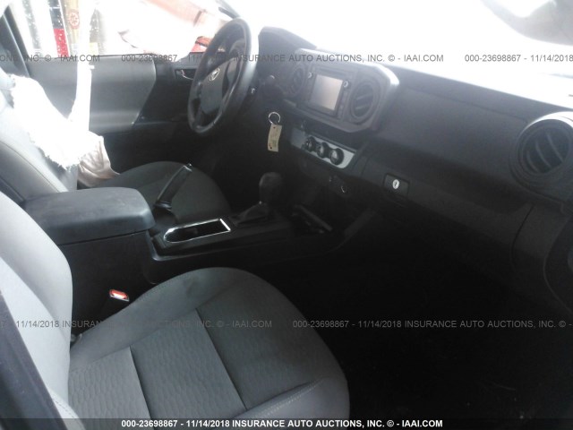 5TFRX5GN1HX095253 - 2017 TOYOTA TACOMA ACCESS CAB/SR/SR5 SILVER photo 5