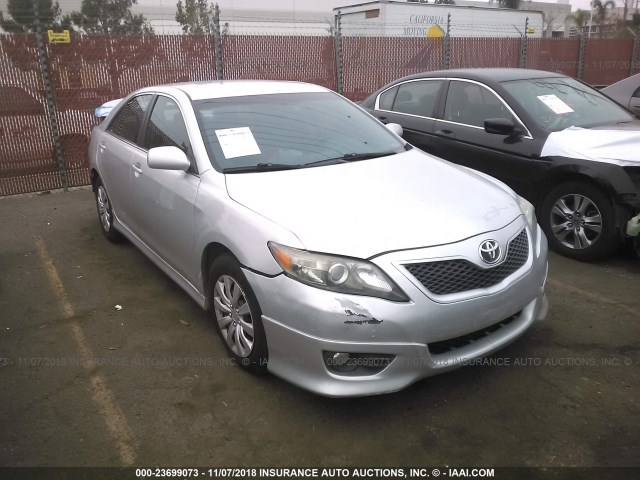 4T1BF3EK6BU770858 - 2011 TOYOTA CAMRY SE/LE/XLE SILVER photo 1