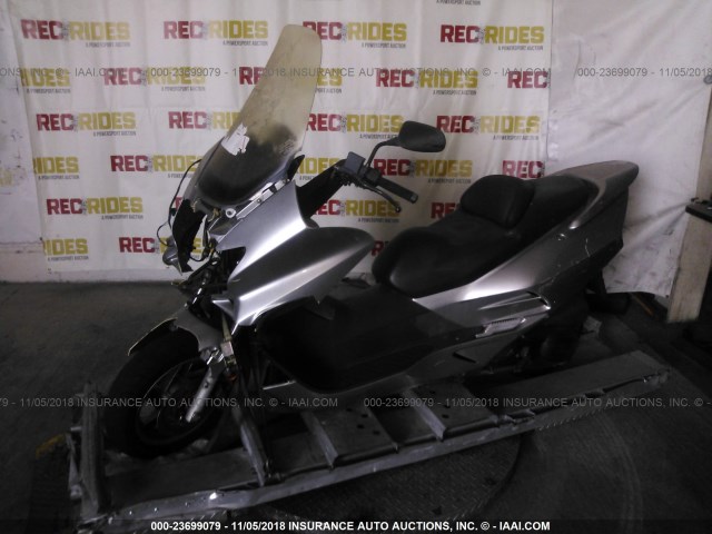 JH2MF06137K500109 - 2007 HONDA NSS250 SILVER photo 2